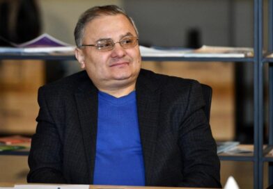 Məktəblərdə “mədəniyyət fənnini” kimlər tədris edəcək, belə mütəxəssisləri hansı universitet yetişdirib?… – YYSİB sədri, mədəniyyət xadimi, kulturoloq Aydın Xan Əbilovdan maraqlı fikirlər