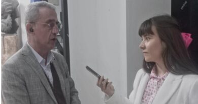 AYB katibi, tanınmış şair-mütərcim Səlim Babullaoğlu Moldovada xüsusi mükafata layiq görüldü AYB katibi, tanınmış şair-mütərcim Səlim Babullaoğlu Moldovada xüsusi mükafata layiq görüldü